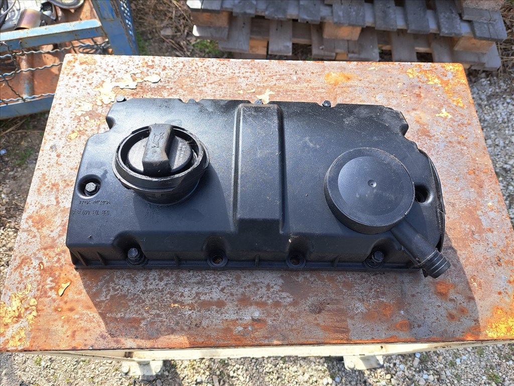 Eladó Audi A4 1.9 PDTDI szelepfedél / PD TDI 2. kép