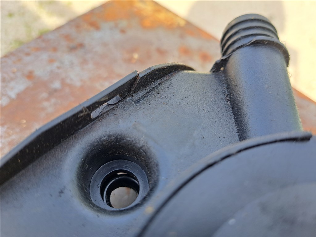 Eladó Audi A4 1.9 PDTDI szelepfedél / PD TDI 7. kép