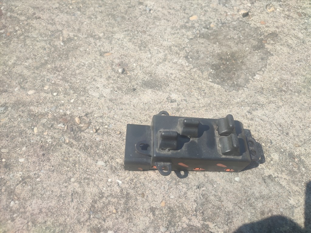 Chrysler Voyager IV ablakemelő kapcsoló 1. kép