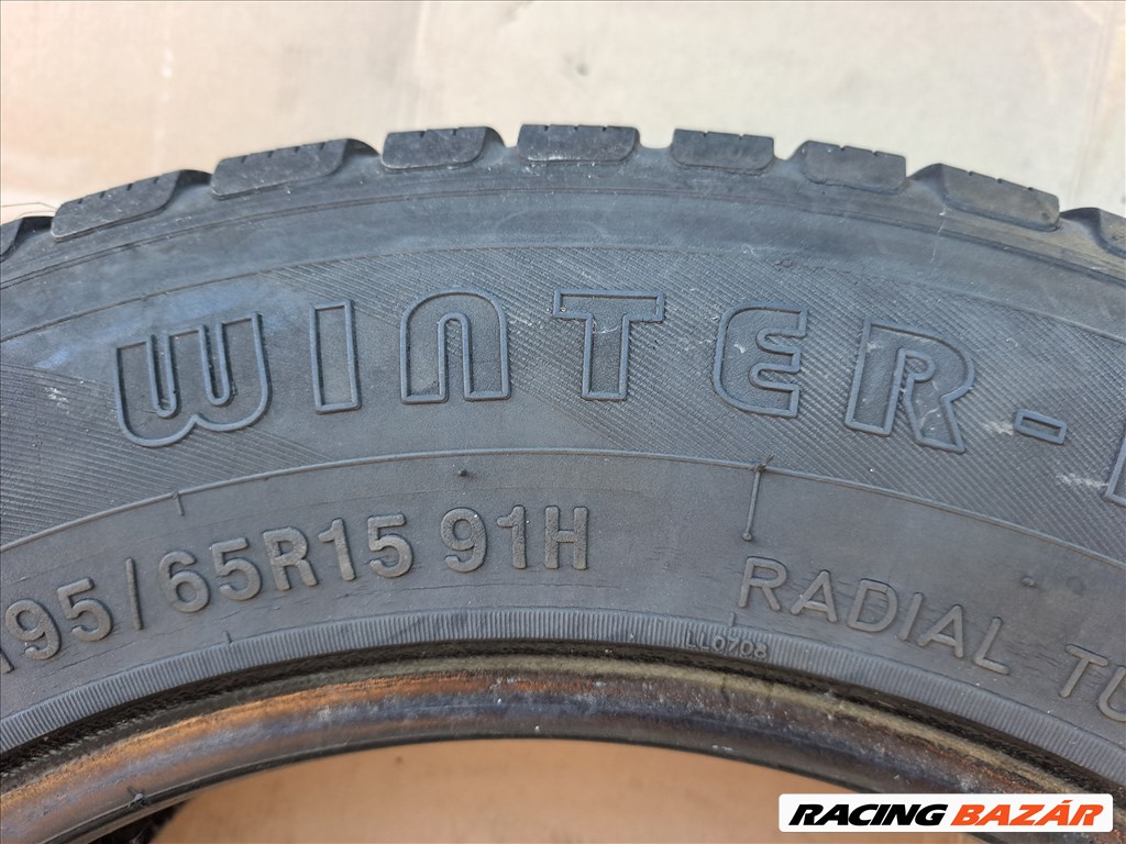 2db 195/65 R15 Infinity Winter-Hero  téli gumi eladó!! ára 5000Ft/db Állapota: 6mm minta  5. kép