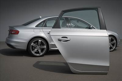 Audi A4 (B8 - 8K) jobb hátsó ajtó  8k5833052