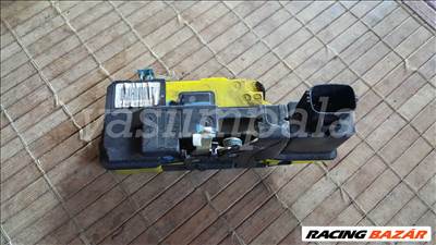 Volvo 8626967 S60 S80 V70 XC70 XC90 bal hátsó ajtó