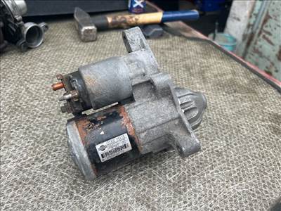 NISSAN JUKE F15 Önindító