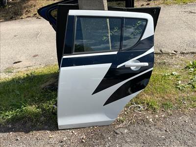 SUZUKI SWIFT IV FZ, NZ Bal hátsó Ajtó (Részeivel) 016426