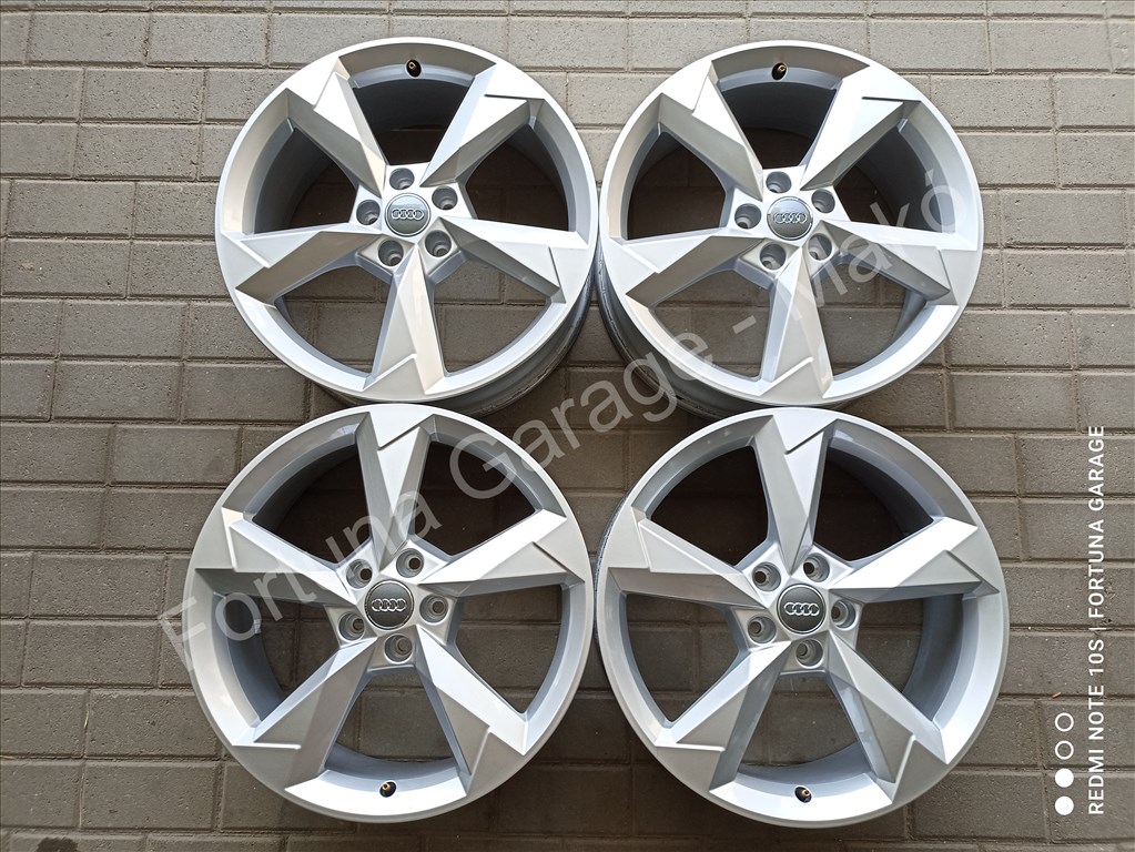 5x112 19" Audi Q3 (83A) újszerű alufelni garnitúra 1. kép
