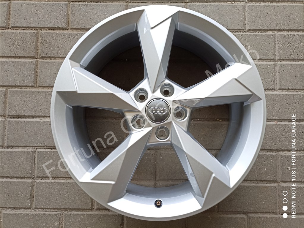 5x112 19" Audi Q3 (83A) újszerű alufelni garnitúra 5. kép