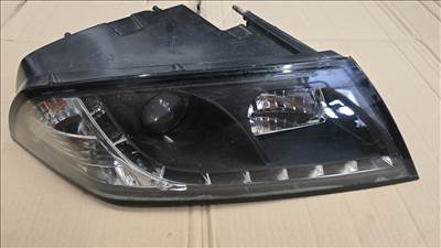 Skoda Octavia I jobb oldali fényszóró nappali menetfénnyel sk3401sota05
