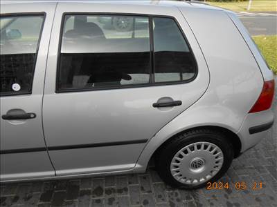 Volkswagen Golf IV 1.9 TDI balhátsó ajtó