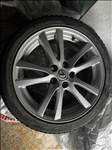 5x114.3 lyukosztású 18" használt alufelni, rajta 245/40 újszerű Dunlop téli gumi gumi