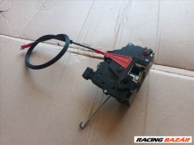 Opel Meriva B Jobb hátsó Központizár Motor 10237 ,  13279837