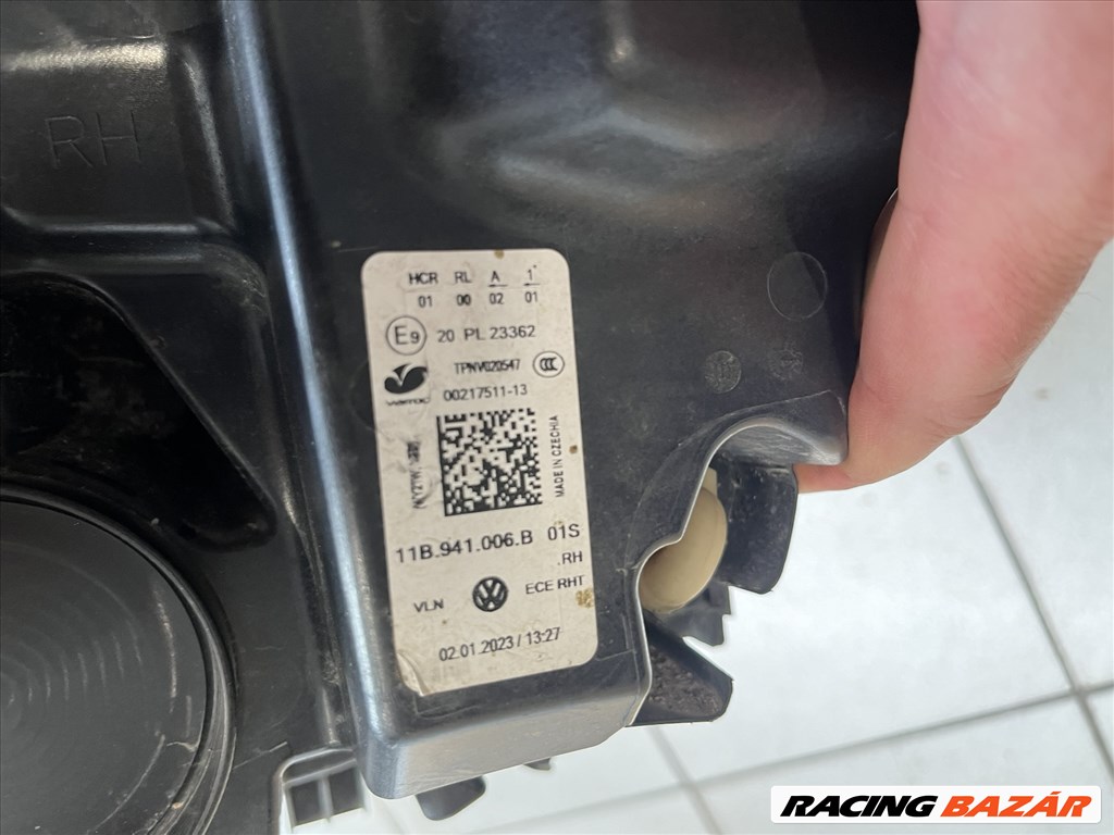 VW ID4 jobb full led fényszóró  11b941006b 4. kép