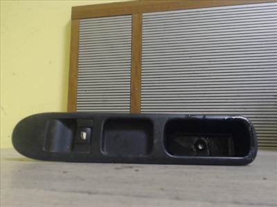 PEUGEOT 307 01-05 Jobb első ablakemelő kapcsoló