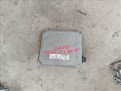 Ford Focus Mk2 1.6 16V motorvezérlő  7m5112a650afc