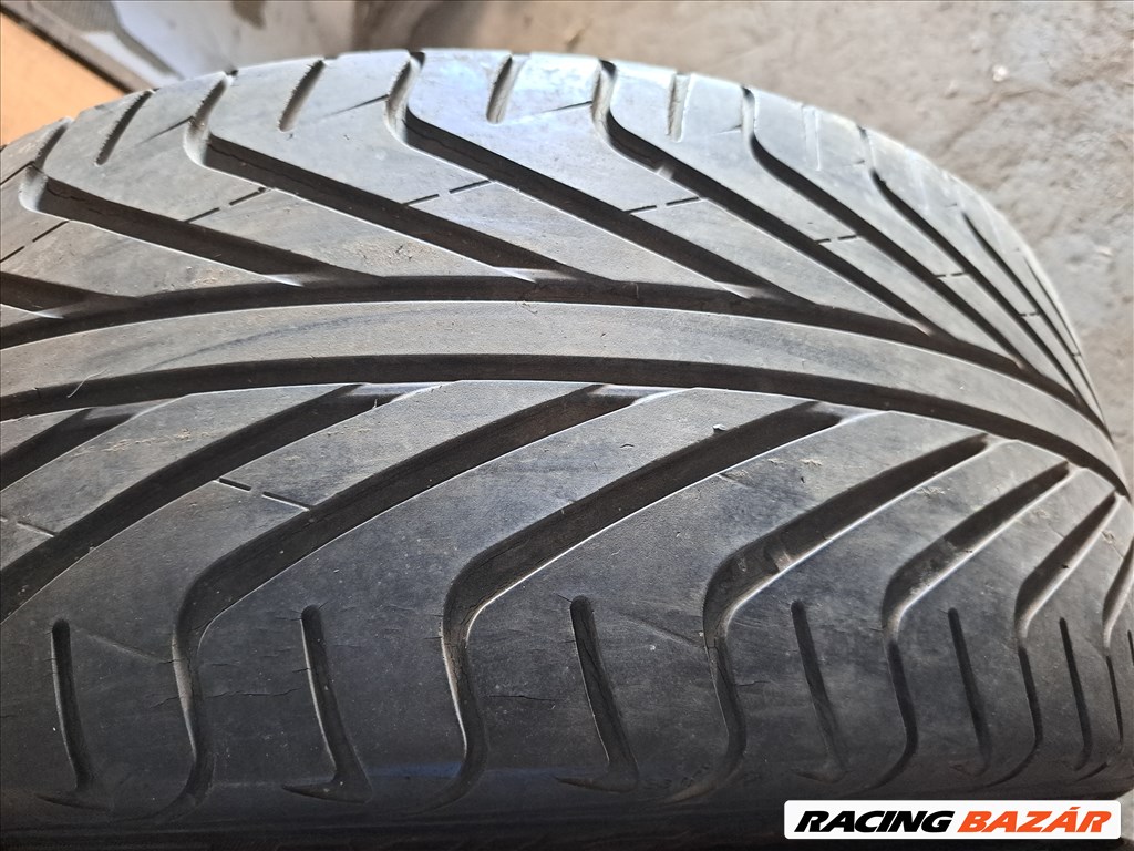 2db 225/40 R18  Michelin Pilot Sport (peremvédős) Nyári gumi eladó!!! ára 10000Ft/db 2. kép