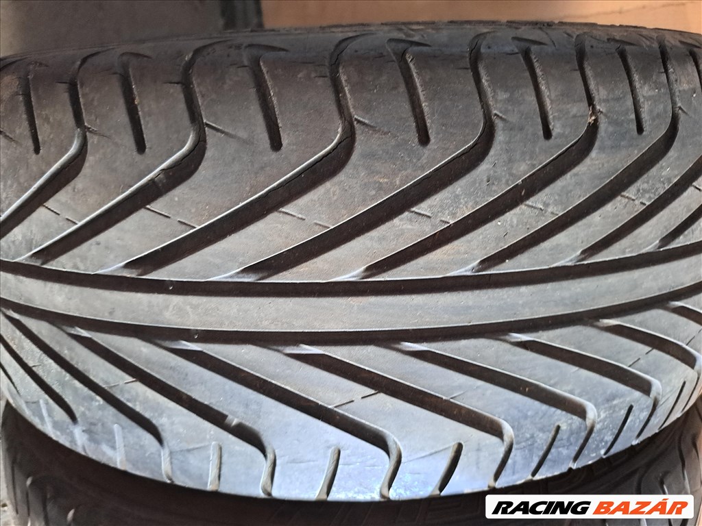 2db 225/40 R18  Michelin Pilot Sport (peremvédős) Nyári gumi eladó!!! ára 10000Ft/db 3. kép