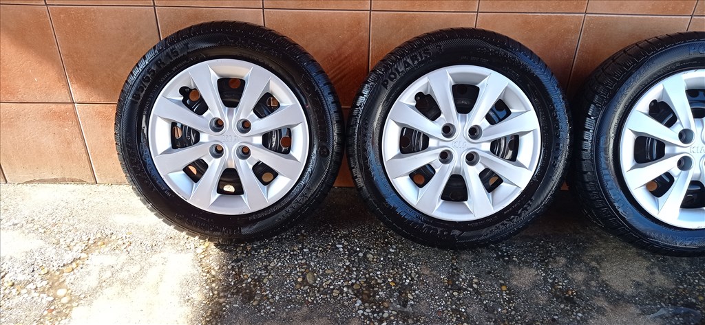 KIA CEED 15" LEMEZFELNI 4X100 TÉLI 185/65R15 GUMIVAL OLCSÒN!!! 2. kép