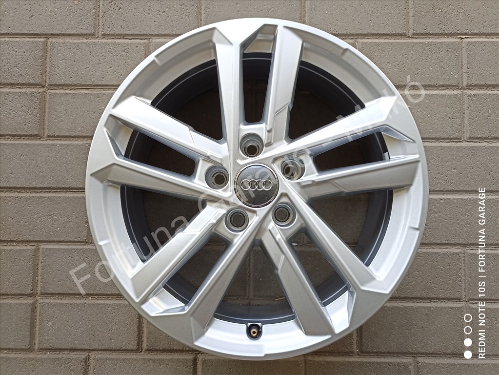 5x112 17" Audi A3 (8Y0) újszerű alufelni garnitúra 3. kép