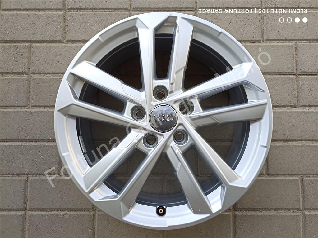 5x112 17" Audi A3 (8Y0) újszerű alufelni garnitúra 5. kép