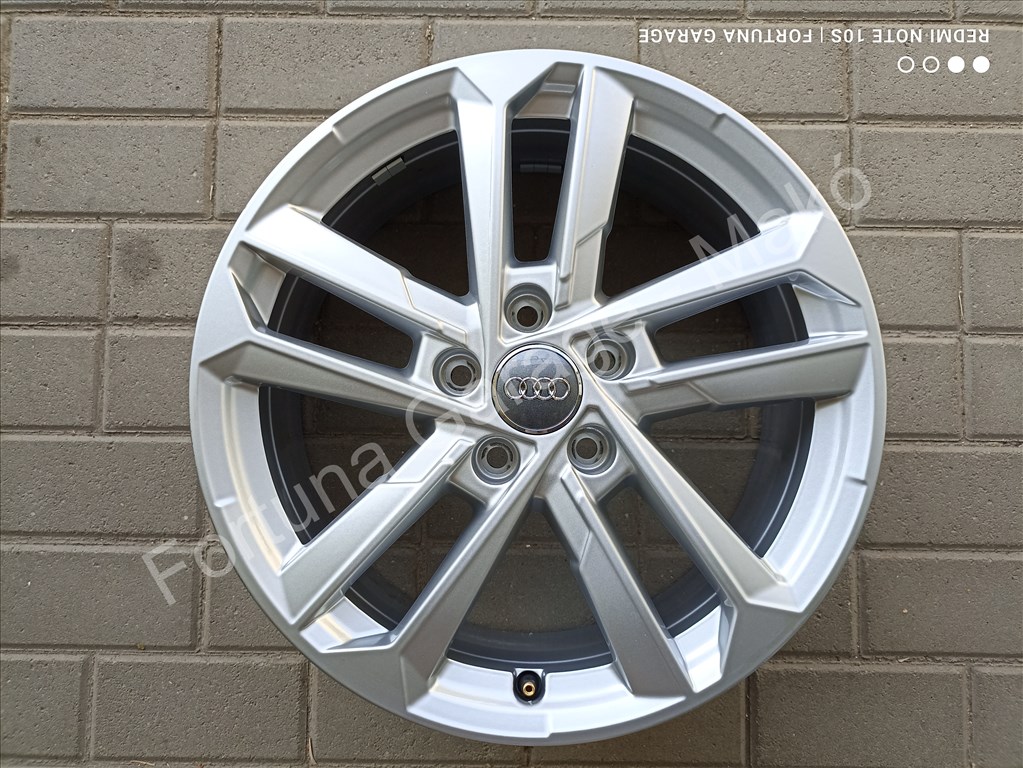 5x112 17" Audi A3 (8Y0) újszerű alufelni garnitúra 6. kép