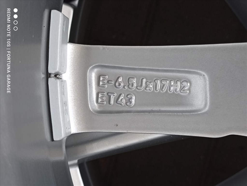 5x112 17" Audi A3 (8Y0) újszerű alufelni garnitúra 7. kép