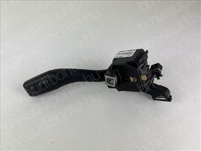 AUDI A3 Sportback (8PA) Kormánykapcsoló kar (irányjelző) (8P0953513A)