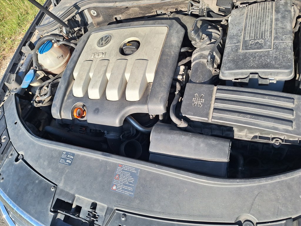 Volkswagen Passat B6 (B6 ) BKP HXS DSG LA7T bontott alkatrészei 7. kép