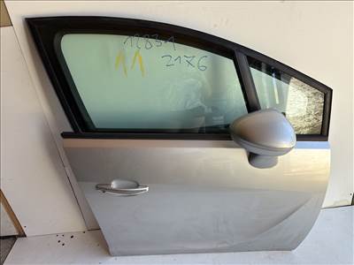 12831 Opel Meriva B Jobb első Ajtó Ezüst Z176