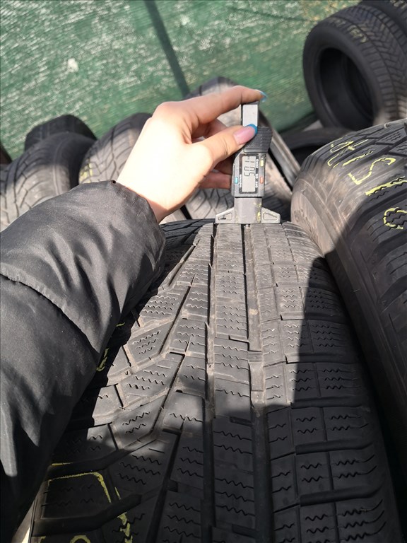  215/70 R16 Hankook téli gumi 35000ft a 4db/46/ 1. kép