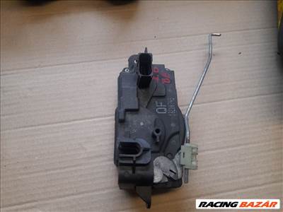 Opel Zafira B Bal első Központizár Motor 3068 ,  13210748