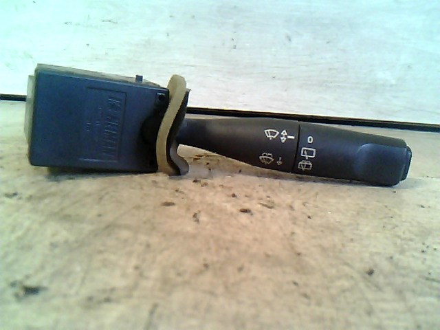 PEUGEOT 206 Kormánykapcsoló jobb ablaktörlő 1. kép