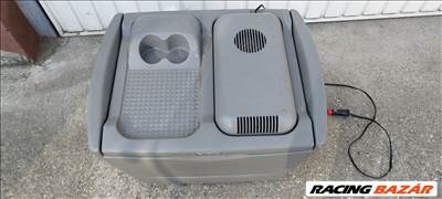 Volkswagen T4 Multivan, Caravelle gyári hűtőláda, hűtőtáska eladó 7d0862801c