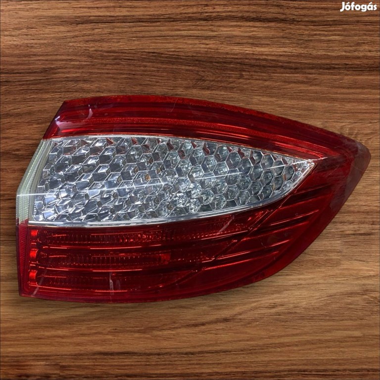 Ford mondeo mk4 kombi hátsó lámpa bal jobb 2. kép