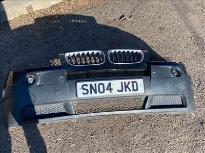 BMW X3 E83 Első Lökhárító (Részeivel)