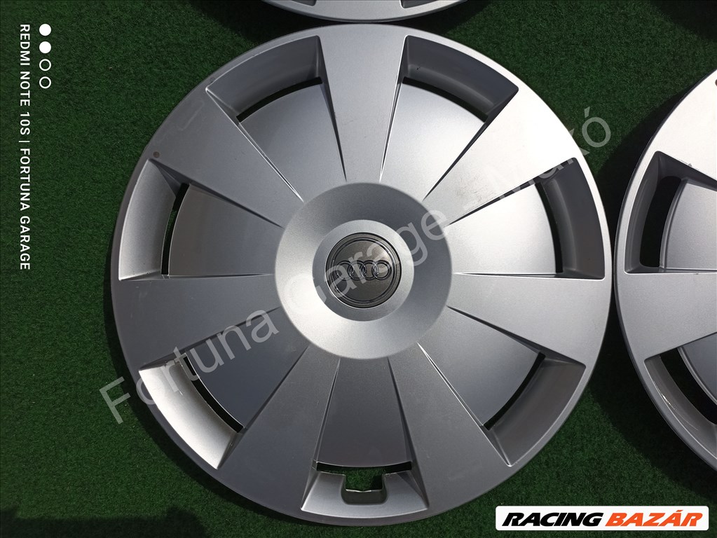 16" Audi újszerű dísztárcsa (107) 2. kép