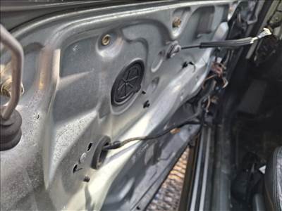 Volkswagen Passat B5 bal első ablakemelő 