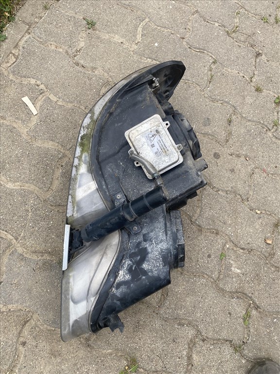 Jaguar XF (X250) bal első bixenon fényszoró 8X2313W030KC 3. kép