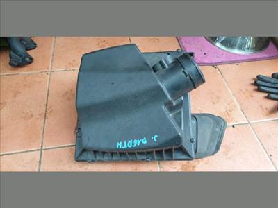 Opel Astra J Sports Tourer 1.6 Légszűrő ház b26dth b16dtl 13379760