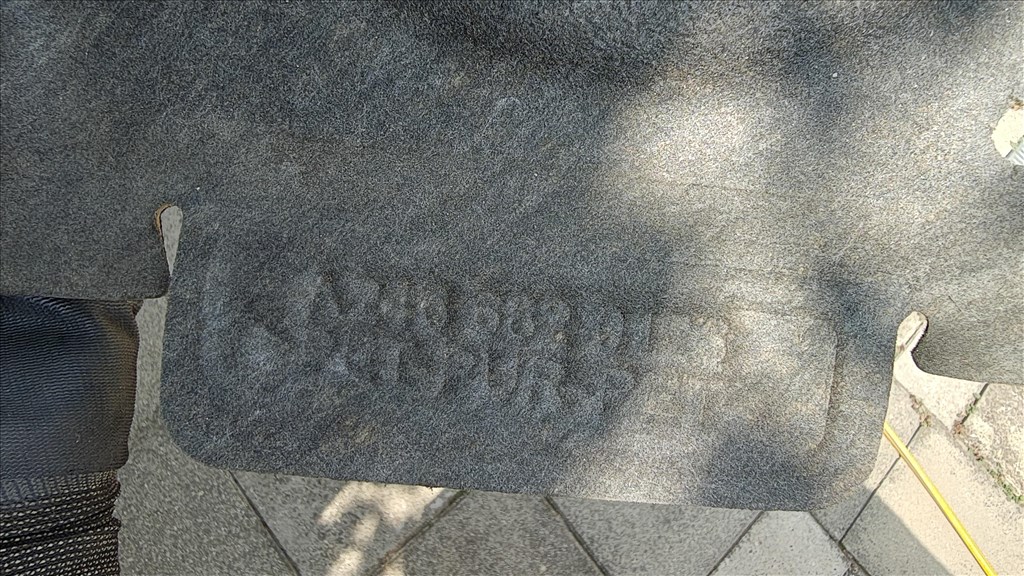 Mercedes B-osztály W246 motorháztető bélés  2. kép