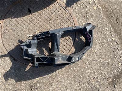 MITSUBISHI COLT VI Z3_A, Z2_A Bal Fényszóró Tartó