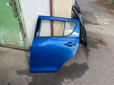 SUZUKI SWIFT IV FZ, NZ Bal hátsó Ajtó (Részeivel) 016521