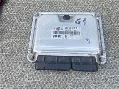 VW GOLF IV 1J1 Motorvezérlő 008910