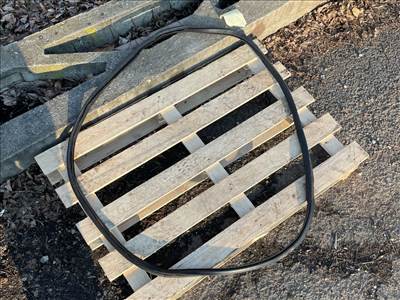 VW PASSAT Variant 365 Bal első Gumikéder 012145