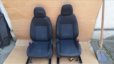Opel Astra K kombi ülés