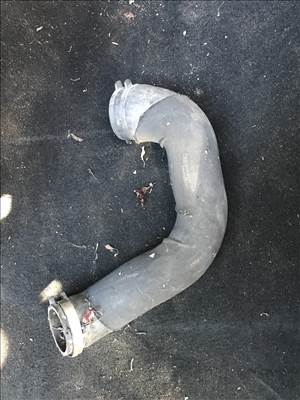 Audi A4 (B8 - 8K) 2,7 V6 TDI coolercső