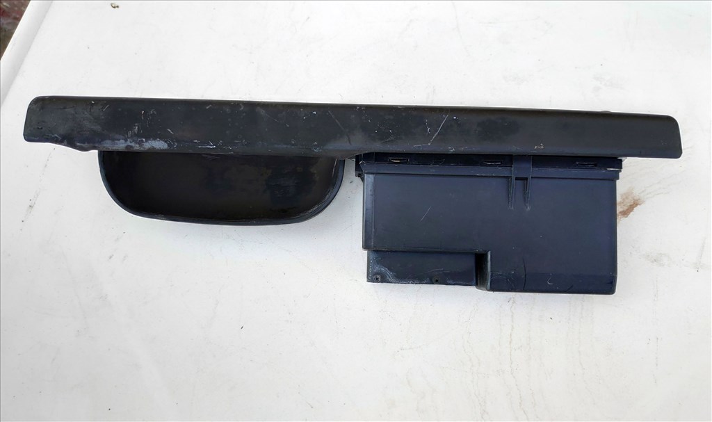 VW Ablakemelő Kapcsoló (3 B1 867 171D) 1996 (sérül 3b1867171d 3. kép