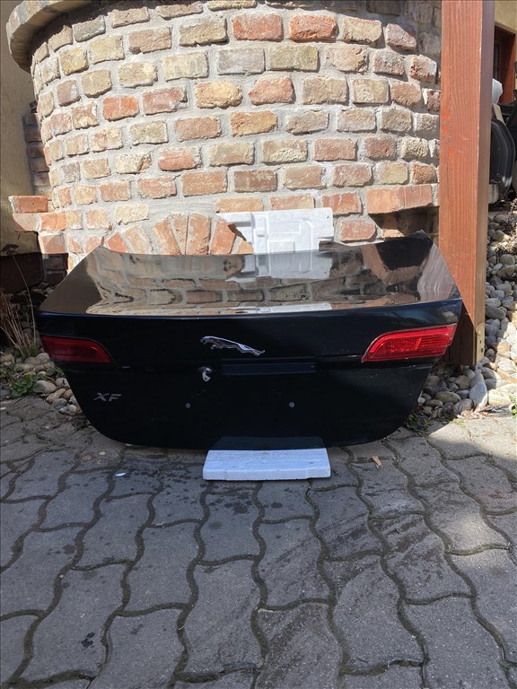 Jaguar XF (X250) csomagtérajtó  3. kép