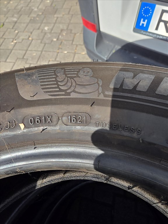  235/5517" újszerű Michelin pilot alpin 5 téli gumi  4. kép