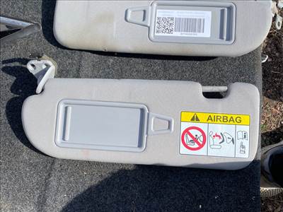 HYUNDAI i40 CW VF Bal Napellenző