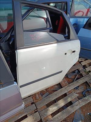 Ford Focus Mk2 Bal hátsó ajtó  f20508