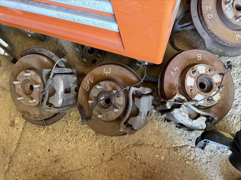 8g Honda Civic csonkállvány kerékagy eladó 2006-11 2. kép